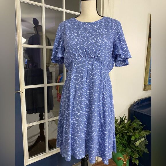 Gianni Bini Dresses & Skirts - Gianni Bini Periwinkle Blue and White Polka Dot Dress - Size Medium